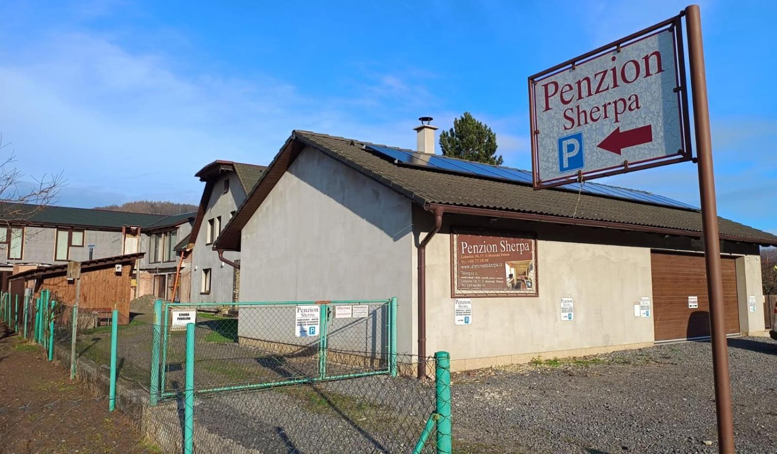 Guest House Sherpa Moravská Třebová 외부 사진